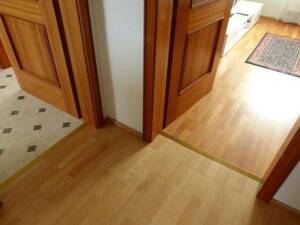 Einfach einziehen! Sehr gepflegte und komplett möblierte 2 Zimmer-Wohnung in einem Zweifamilienhaus in Nürnberg-Moorenbrunn - Nähe Südklinikum – 90475 Nürnberg – Vorschaubild 4