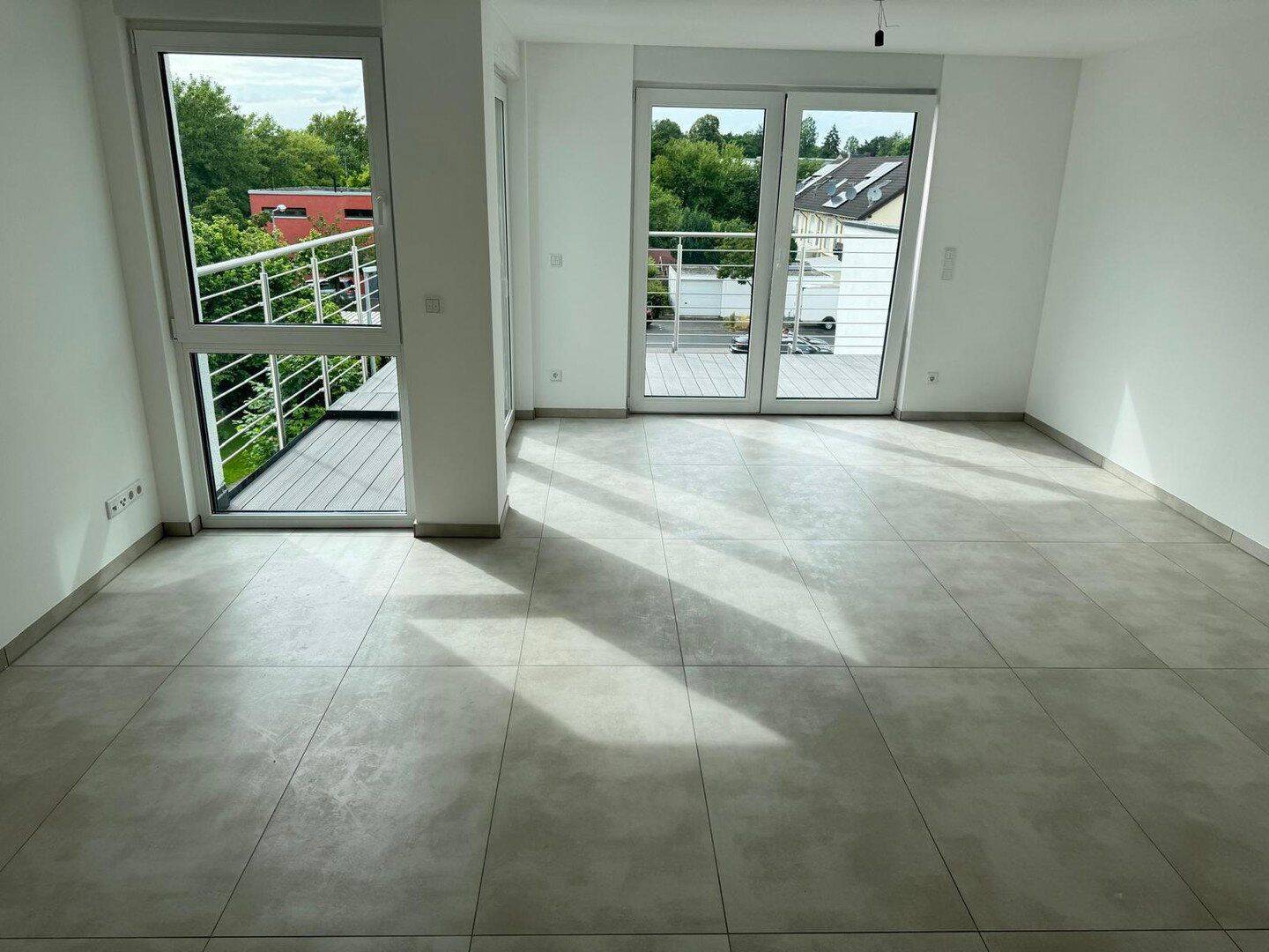 Neubau-Erstbezug, große 4-Zimmer Wohnung in Köln Dünnwald