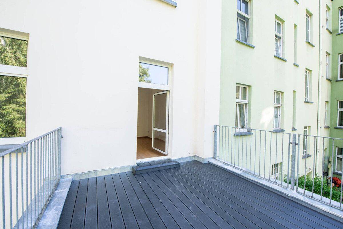 Bezugsfrei: Großzügig geschnittene 2-Zimmer-Wohnung mit Terrasse & Balkon im beliebten Weitlingkiez – Berlin – Vorschaubild 5