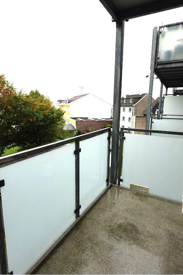 Ihr neues Zuhause: Zentrale 3-Zimmer-Wohnung mit sonnigem Balkon und Garage – Remscheid – Vorschaubild 5