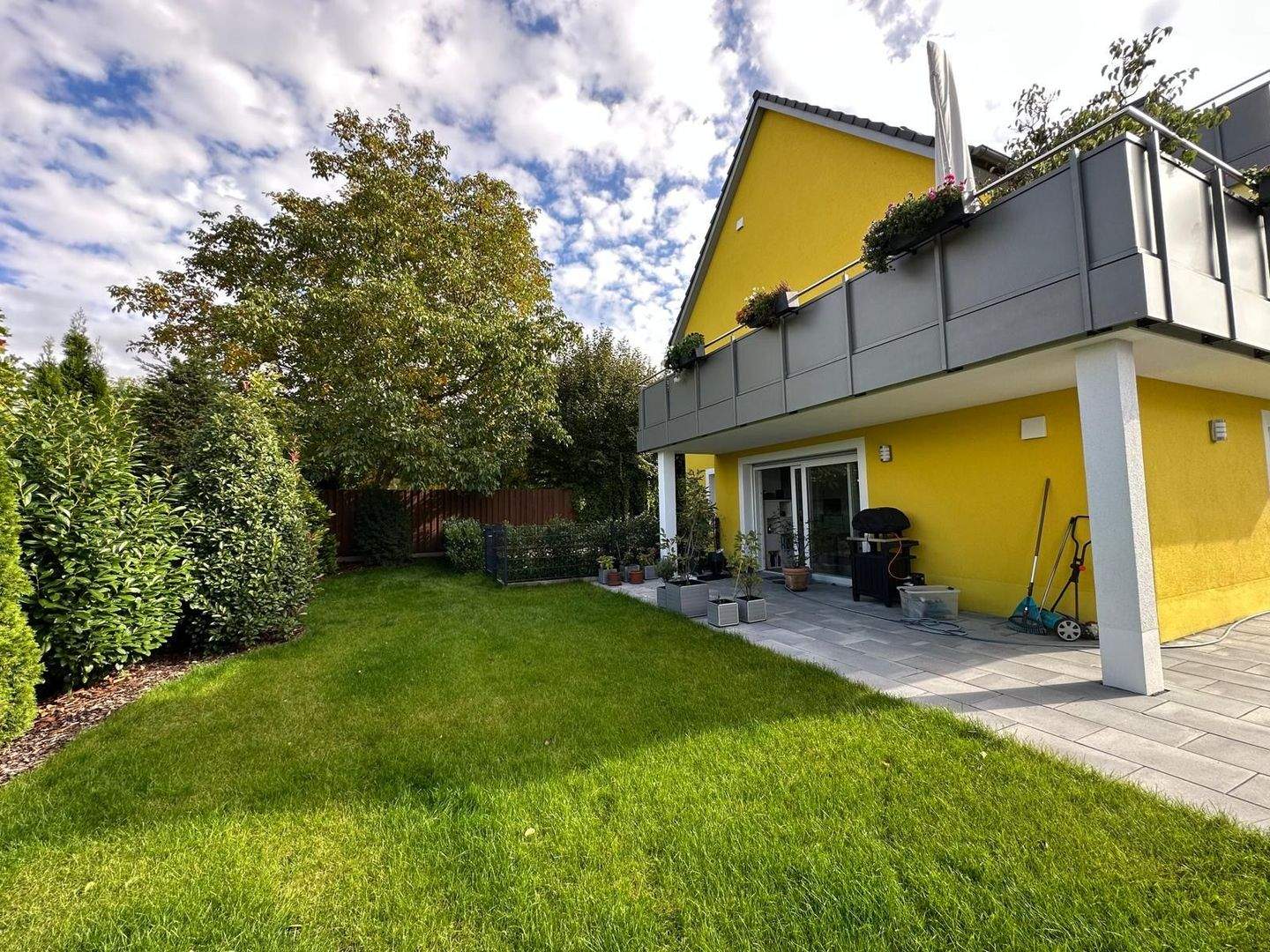 4 Zi-EG Wohnung in ruhiger Lage mit Blick ins Grüne – Nürnberg – Bild 1 von 9