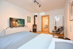 Wunderschön möblierte Wohnung mit Balkon im beliebten Stuttgarter Westen – 70197 Stuttgart – Vorschaubild 2