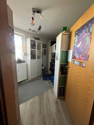 3 Zi.-Wohn(t)raum! Charmante 3-Zimmer-EG.-Whg. mit Südterrasse und Tiefgaragenstellplatz in Erfurt-Frienstedt – 99092 Erfurt – Vorschaubild 4