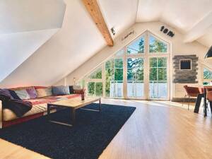 DAS GESAMTE DACHGESCHOSS - Ruhige Lage im Märchenviertel mit Dachterrasse & zwei Balkonen – 81739 München – Vorschaubild 2