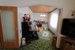 Solides Zweifamilienhaus mit vielseitigen Nutzungsmöglichkeiten – 64291 Darmstadt – Vorschaubild 7