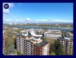 Wohngenuss & Rheinblick, frisch modernisiert mit Rundum-Panorama-Balkon, neues Bad, Gäste-WC, Aufzug