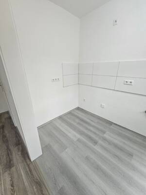 Komplett sanierte 2 Zimmer Wohnung mit Balkon zu vermieten – 47167 Duisburg – Vorschaubild 6