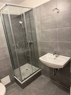 Erstbezug nach Renovierung! Großzügige 1 Zimmer Wohnung zu verkaufen, Erstbezug nach Renovierung – 90765 Fürth – Vorschaubild 8