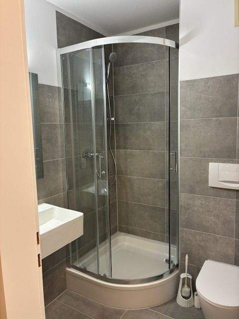 RESERVIERT freie top sanierte 4,5 Zimmer-Wohnung in München Schwabing – München – Vorschaubild 9