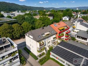 Attraktive 3-Zimmerwohnung in unmittelbarer Nähe zur Pädagogischen Hochschule Freiburg – 79117 Freiburg im Breisgau – Vorschaubild 2