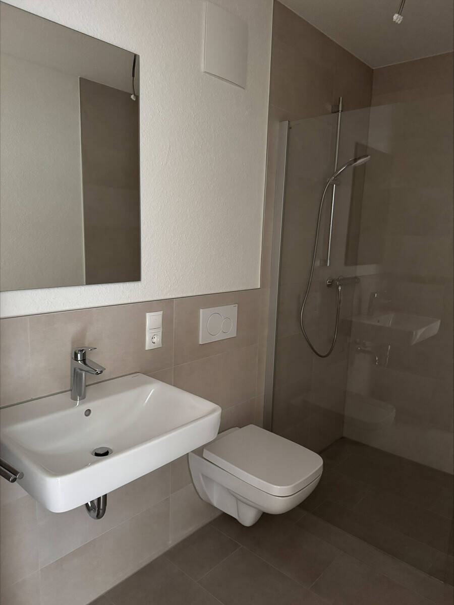Großzügige 2-Zimmer Wohnung in Osnabrück zur Miete ! – Osnabrück – Vorschaubild 4