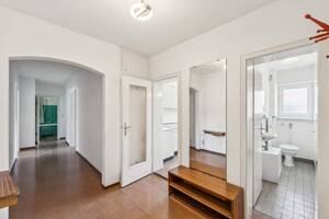 Mitten in der Maxvorstadt: 3-Zimmer-Wohnung mit Balkon zum Innenhof – 80798 München – Vorschaubild 3