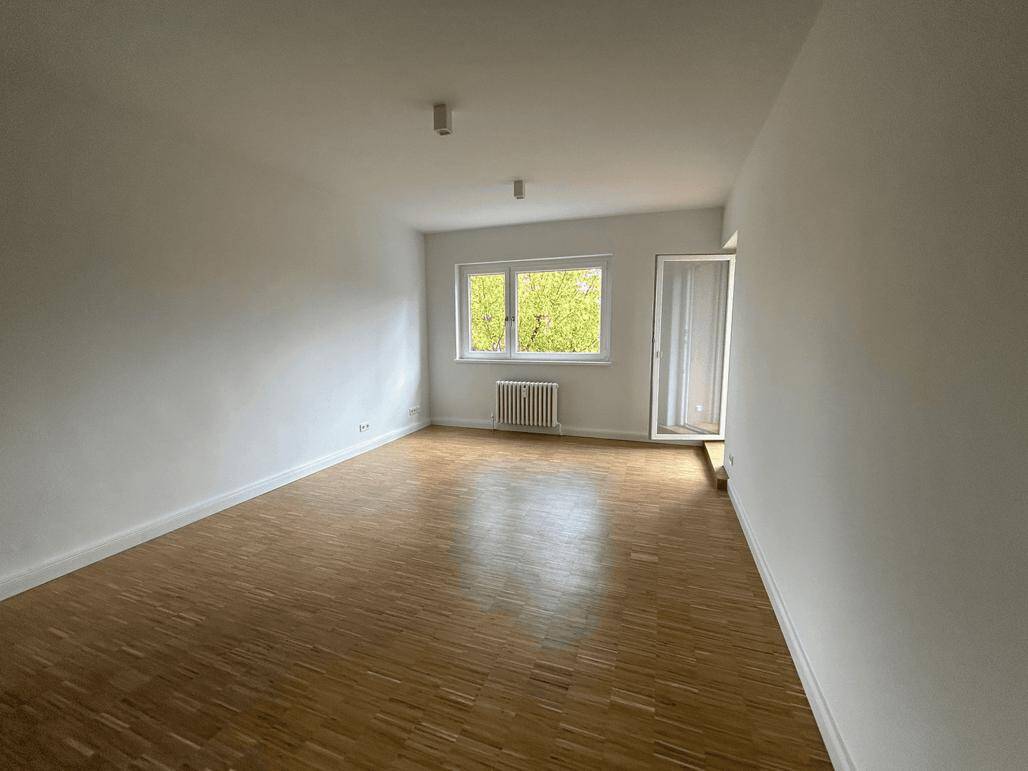 Zukunftsorientiertes Apartment mit Blick ins Grüne – Berlin – Bild 1 von 5