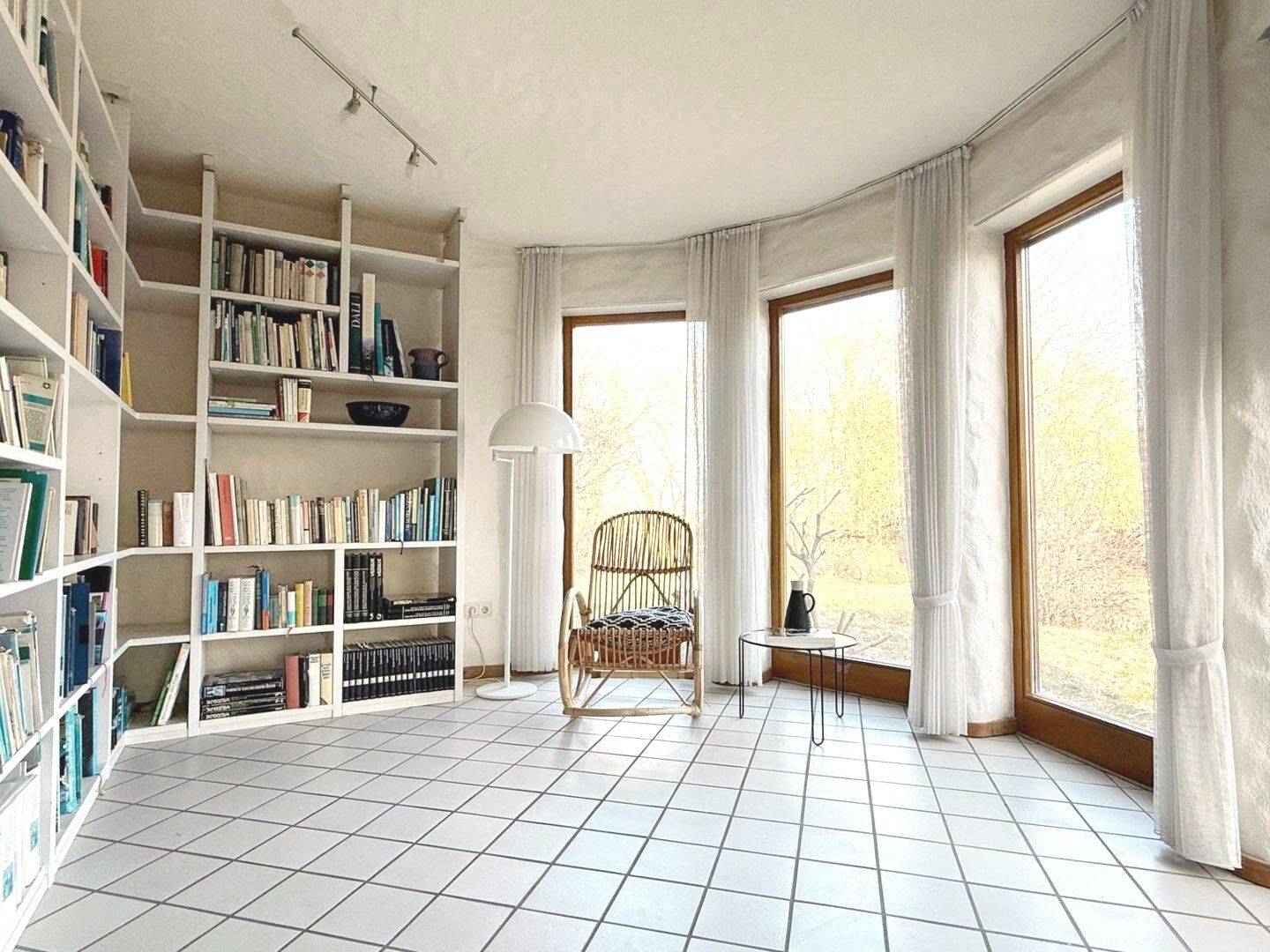 Viel Raum zum Leben - Stilvolles Architektenhaus mit idyllischem Garten – Weiltingen – Vorschaubild 6