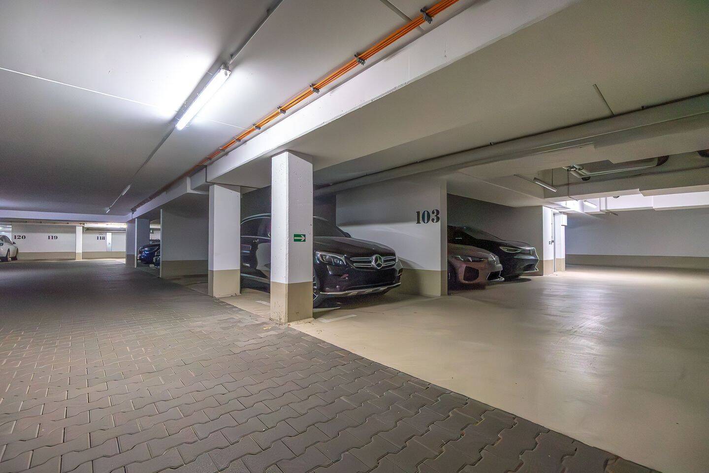 Modernes Wohnen in Friedrichshain: Freie 4-Zi.-ETW, 2 Bäder, 2 Balkone, Tiefgaragenstellplatz – Berlin – Vorschaubild 5