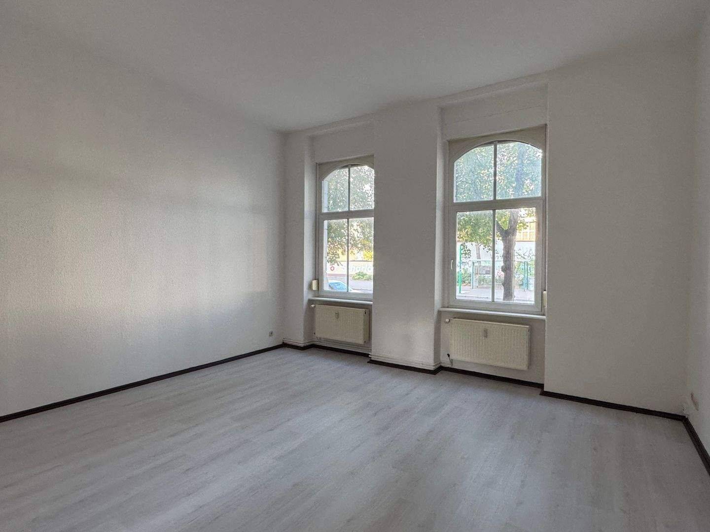 Altbauwohnung - Geräumige 3-Zimmer-Wohnung mit 97 m² im EG – sofort verfügbar! – Magdeburg – Vorschaubild 5