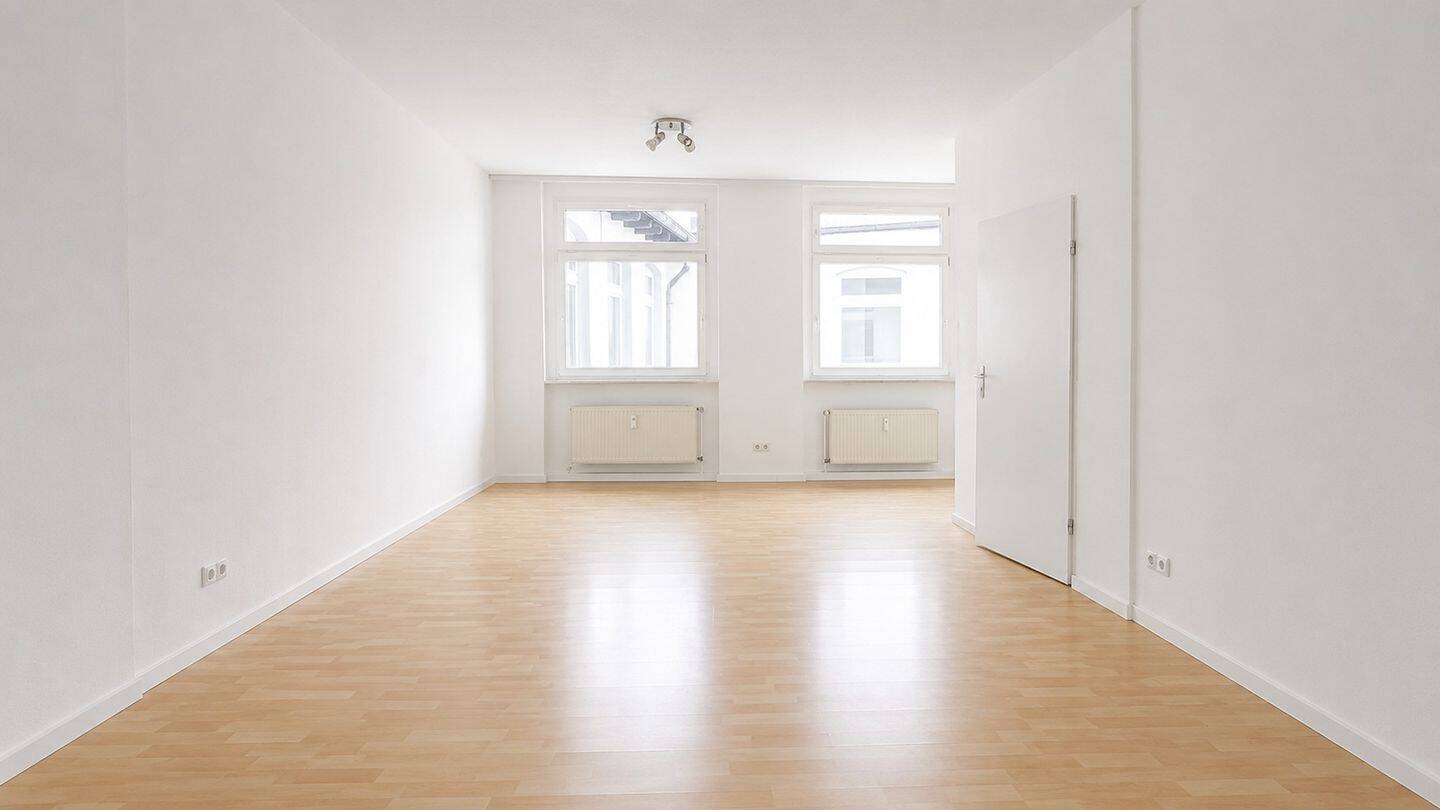 Frisch renovierte Singlewohnung mit großzügigem Wohnraum und separater Küche in Wuppertal – Wuppertal – Vorschaubild 2