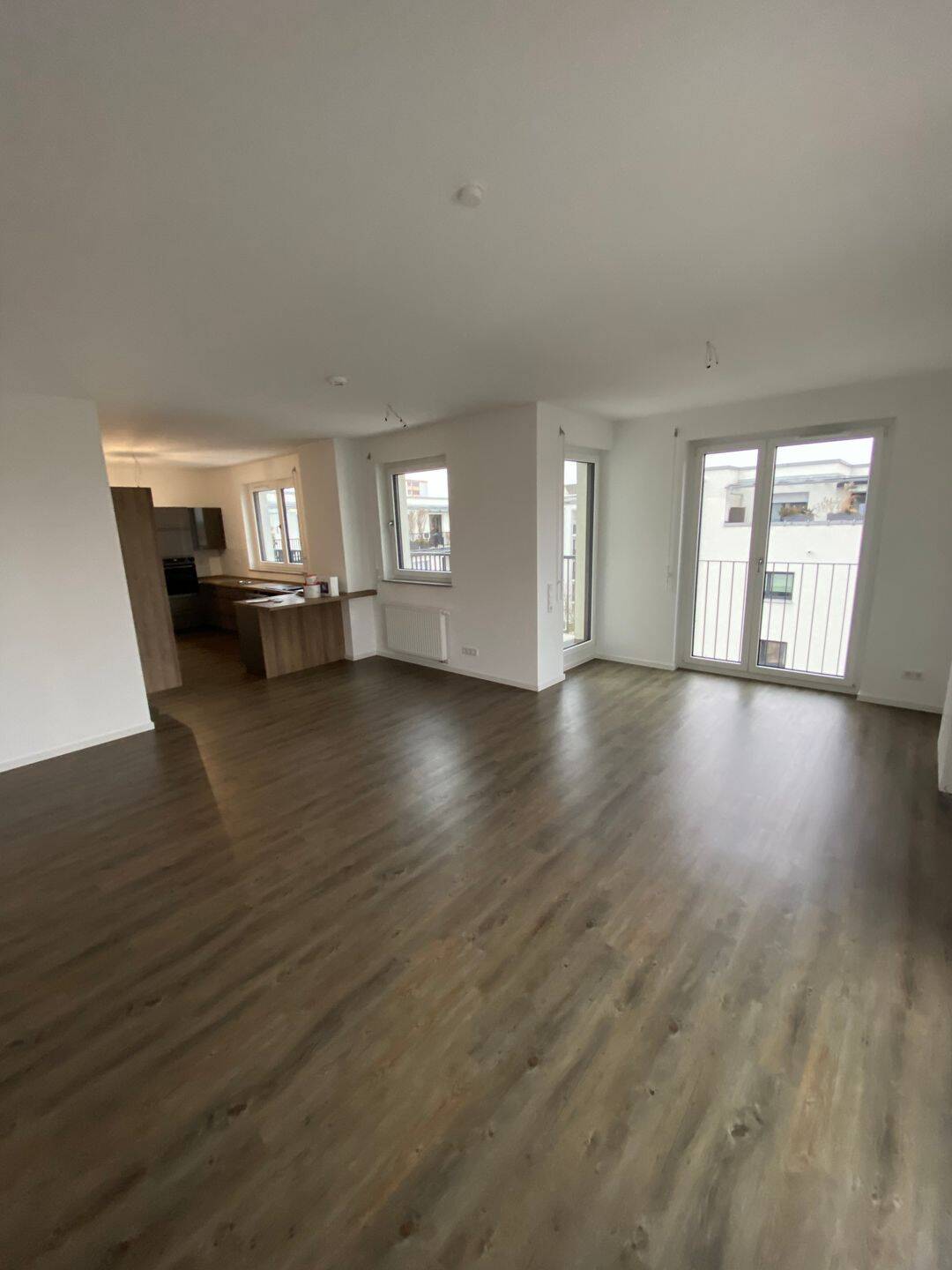 Stilvoll wohnen: Hochwertige 4-Zimmer-Penthousewohnung – Nürnberg – Vorschaubild 7