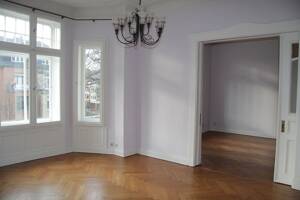 7-Zimmer-Altbau in Winterhude: Nur als Wohnbüro bzw. -praxis bzw. -atelier. Wohgemeinschaft möglich. – 22301 Hamburg – Vorschaubild 3