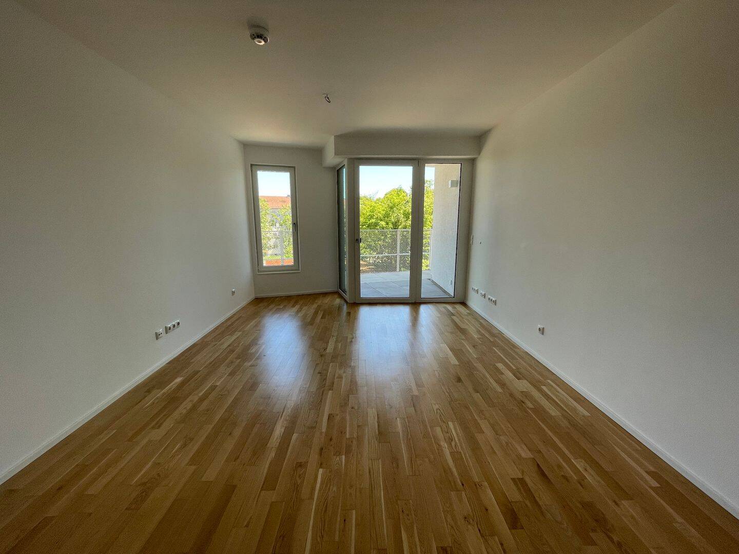 Modern wohnen: Tiefgarage, EBK und ein großer Balkon! – Erlangen – Vorschaubild 4