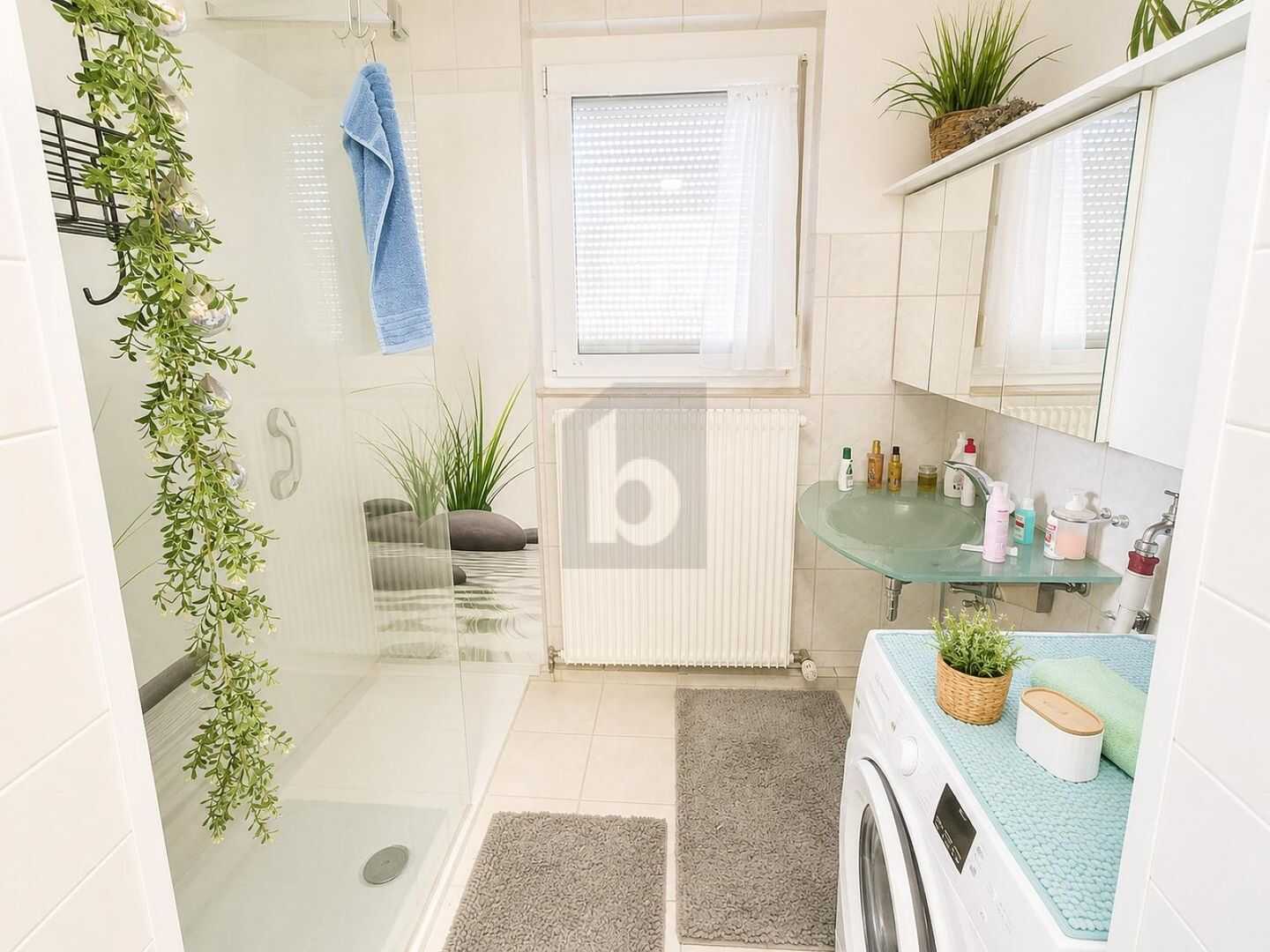 FAMILIENPARADIES MIT GARTEN UND SAUNA – Stuttgart – Vorschaubild 4