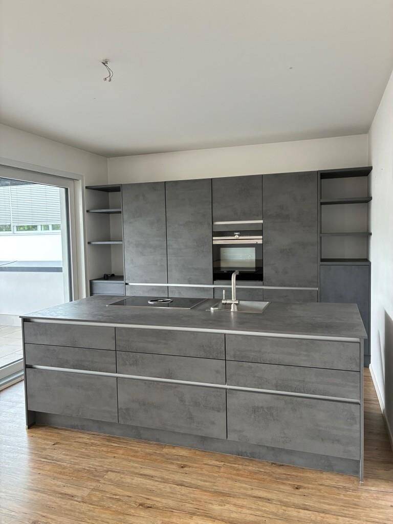 Exklusive 2 Zimmer Wohnung mit großer Dachterasse in Plattling
