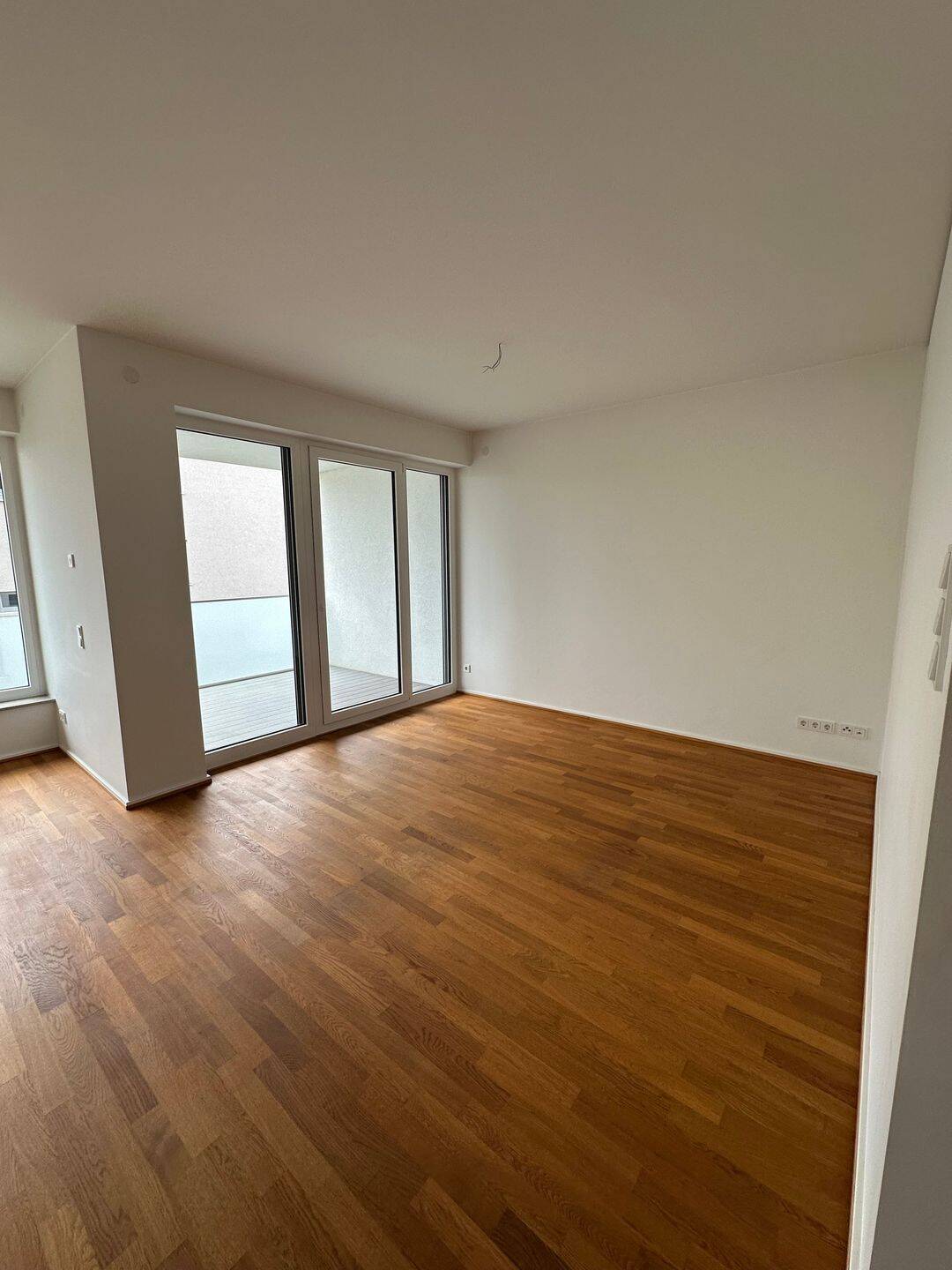 Familienfreundliche 4-Raumwohnung mit Balkon, Gäste-WC und separatem Waschmaschinenraum – Leipzig – Vorschaubild 4