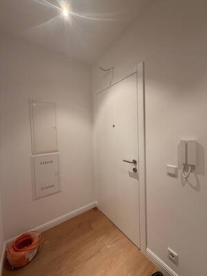 Frisch kernsanierte 3-Zimmer-Wohnung mit offenem Wohnkonzept & Einbauküche in Solingen – 42655 Solingen – Vorschaubild 6