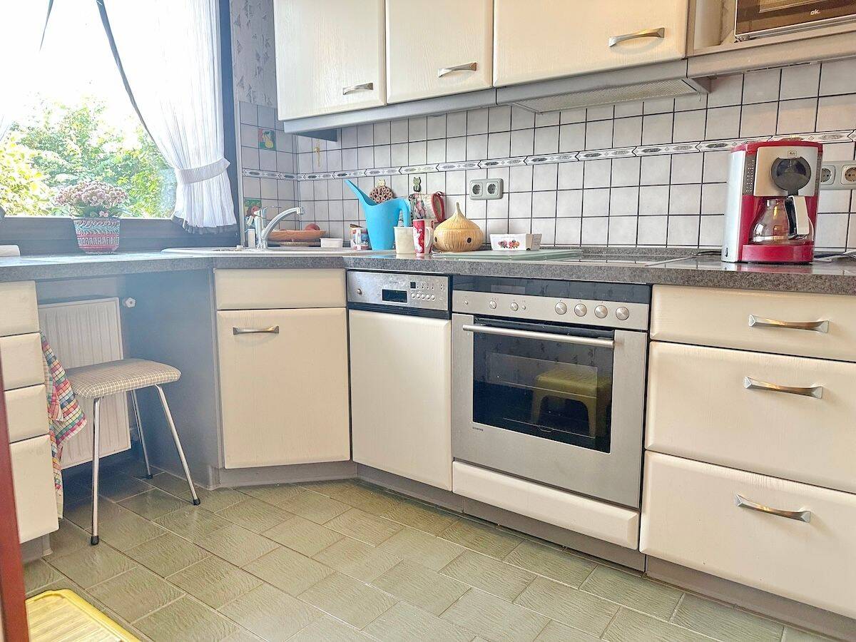 LORENZ-Angebot in Höntrop: Gepflegtes 1-Fam.-R.-Eckhs. Für die größere Familie! 200 m² Wohn-/Nutzfl. – Bochum – Vorschaubild 8