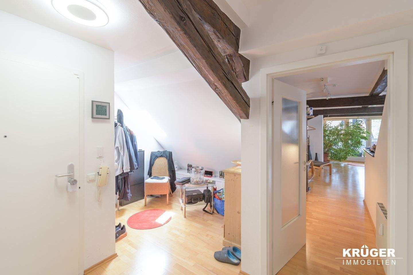 KA-Durlach / außergewöhnliche DG-Maisonette-Whg mit Süd-Loggia, 5 Zimmer und optional zwei TG-Stellplätze – Karlsruhe – Vorschaubild 8