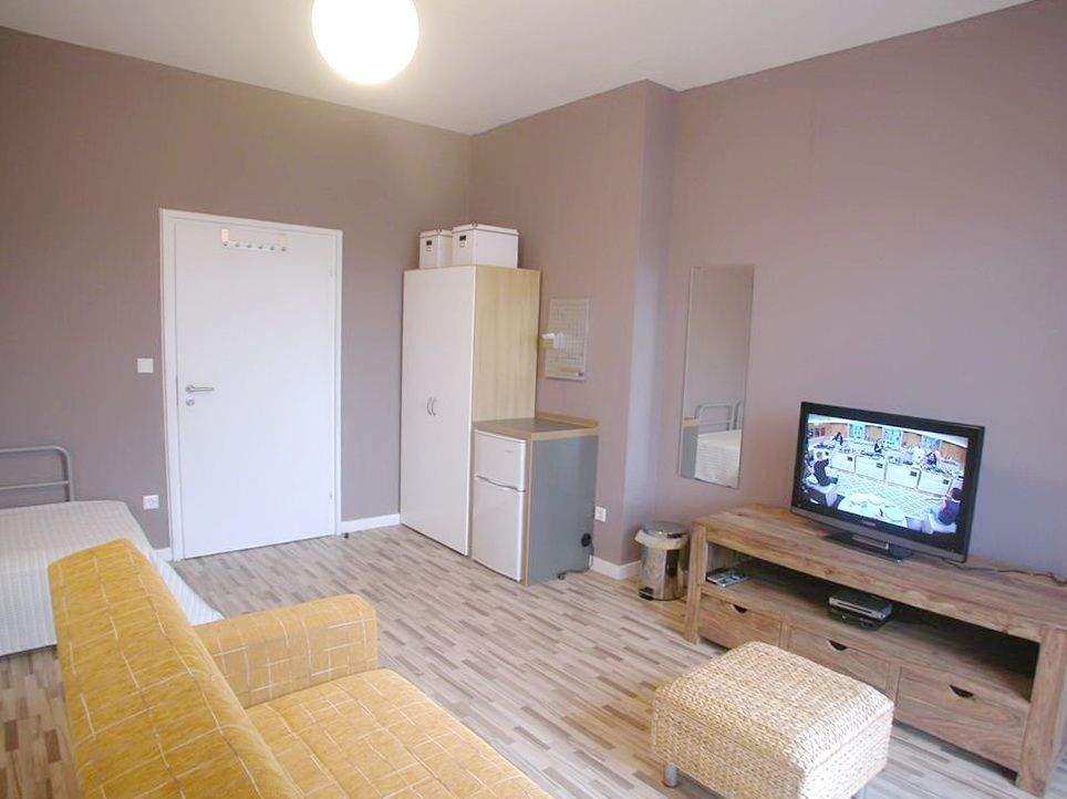 FLATmix.de / Helles, komplett möbliertes Zimmer mit WEST-Balkon in PB-Mitte... – Paderborn – Vorschaubild 4