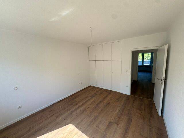 Zentrale neu renovierte Penthousewohnung mit Aufzug 103 m² – Nürnberg – Vorschaubild 9