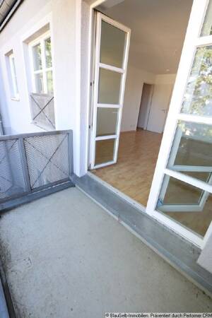 Helle 2-Raum-Wohnung mit Balkon, Bad mt Wanne – 4178 Leipzig – Vorschaubild 3