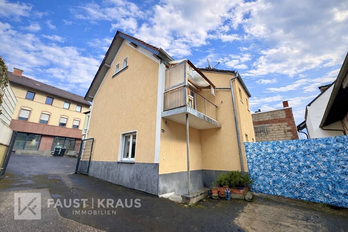 Umfangreich modernisiertes Einfamilienhaus in zentraler Lage mit Garage, Scheune und Garten – Hösbach – Vorschaubild 2