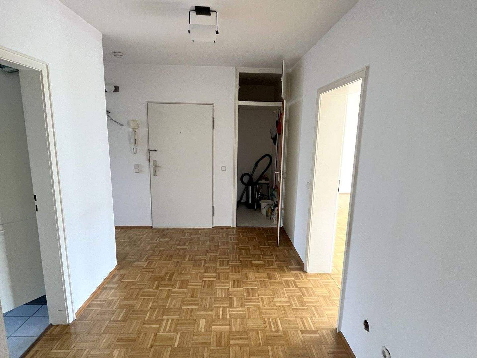 Etagenwohnung in 50999 Köln mit 108 m² kaufen