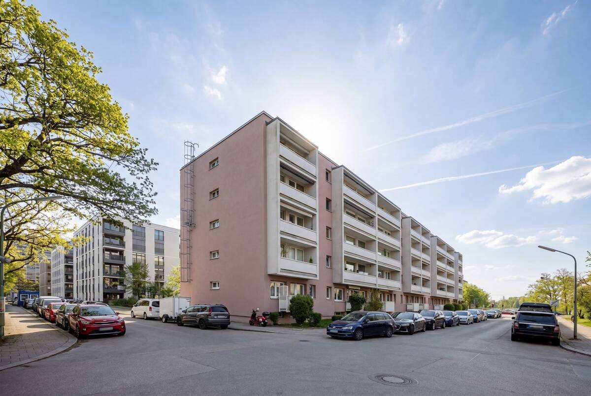 Investment mit Weitblick - 3-Zimmer-Wohnung in gefragter Lage mit Potenzial – 80687 München – Bild 1 von 9