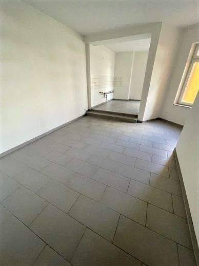 Geräumige 2-Raum Wohnung mit Fußbodenheizung und Terrasse. – Magdeburg – Vorschaubild 7