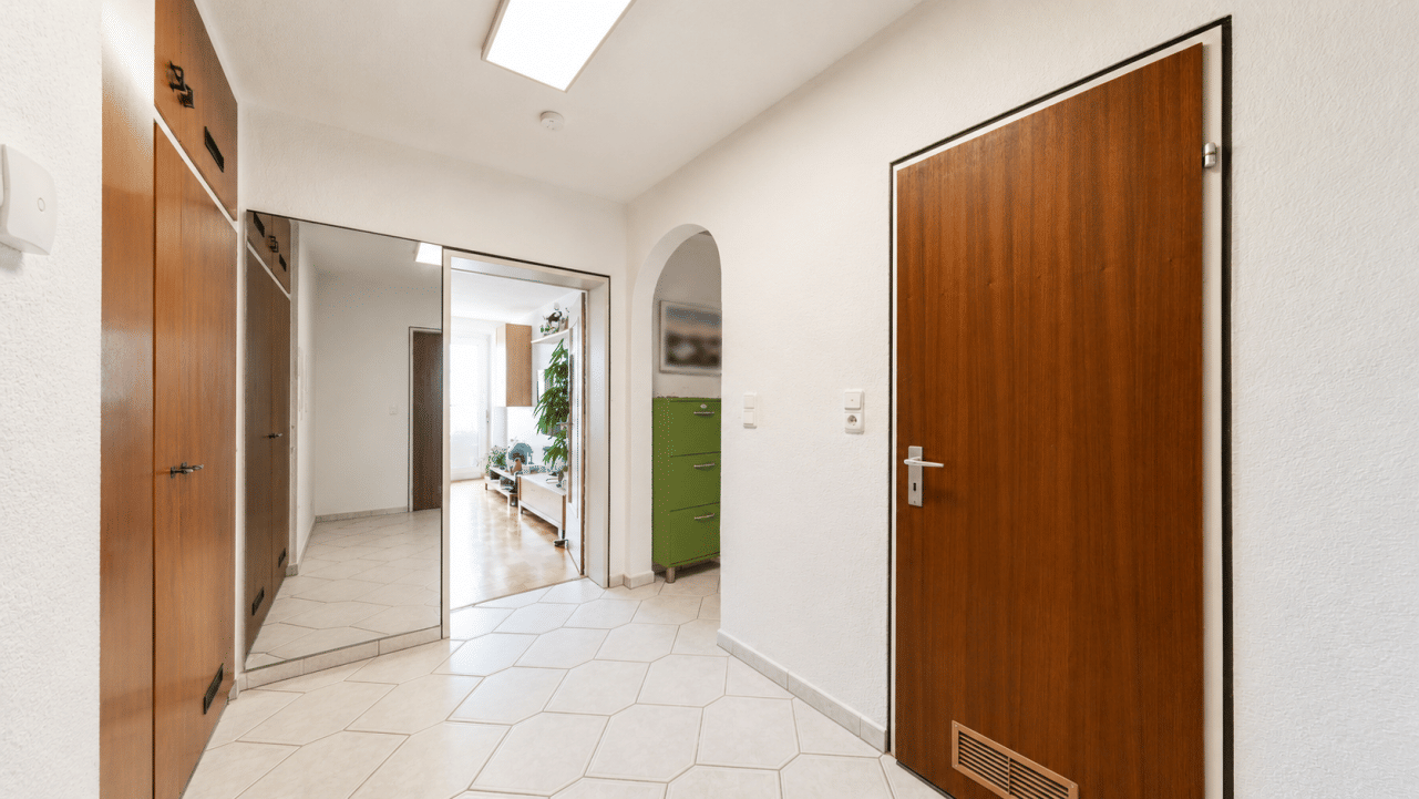 Attraktive Kapitalanlage in Nürnberg - Vermietete 2,5-Zimmer-Wohnung mit Balkon – Nürnberg – Vorschaubild 2