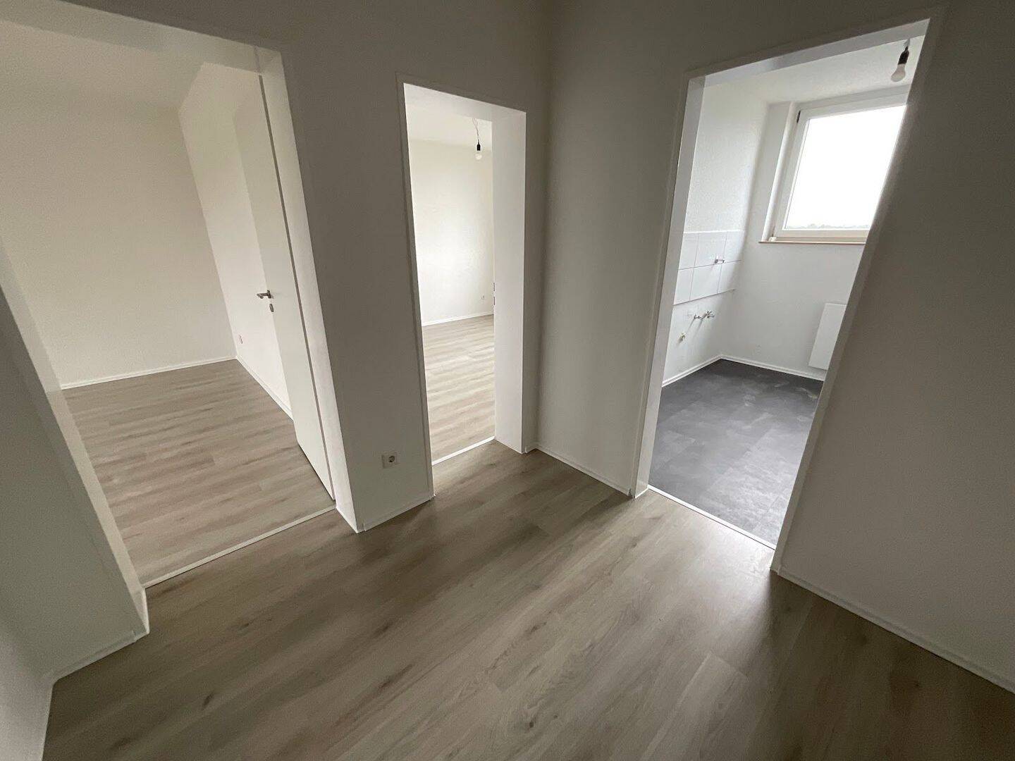 Ihre neue Wohnung im 7.Obergeschoss – Düsseldorf – Vorschaubild 2