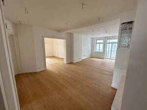 5 Zimmer in zentraler Lage in kernsaniertem Gründerzeithaus – 86153 Augsburg – Vorschaubild 2