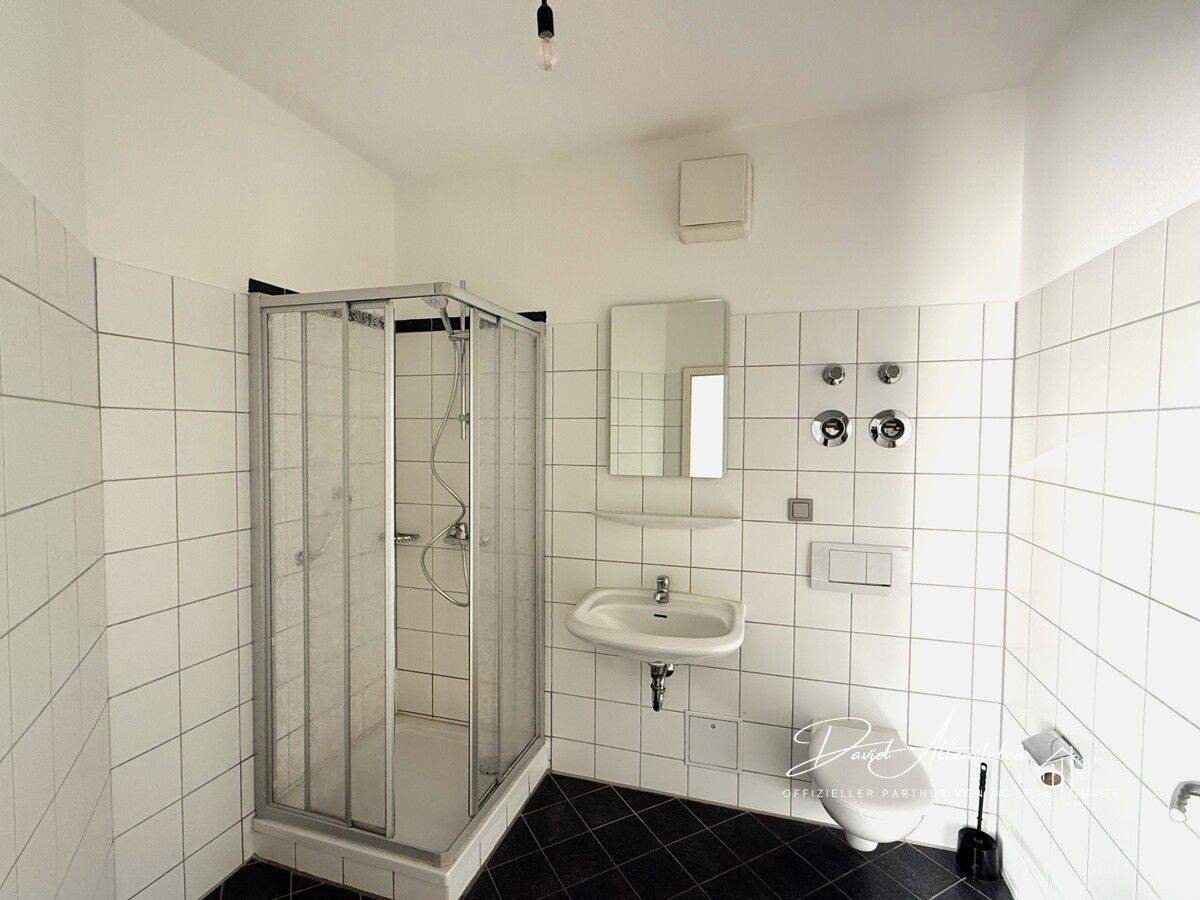 Sanierte 2-Zimmer-Altbauwohnung mit neuer Einbauküche - auch ideal als 2er-WG - in Magdeburg-Buckau – Magdeburg – Vorschaubild 6