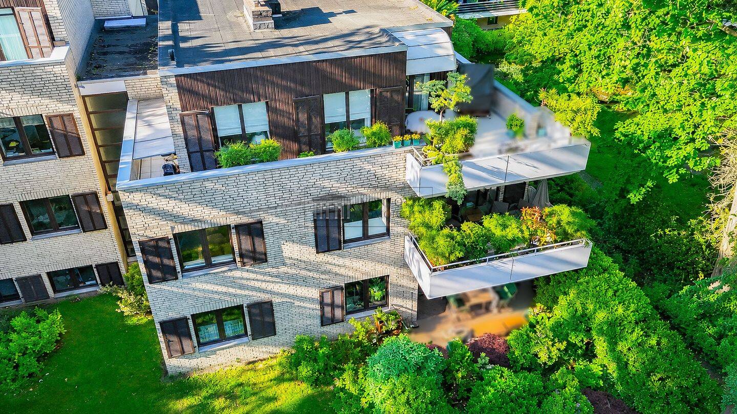 Urlaubsfeeling inklusive - Helle Wohnung mit Blick ins Grüne und Wasser + TG Platz – Hamburg – Vorschaubild 9