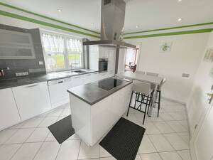 Eifel/Gevenich: Eindrucksvolles Mehrgenerationenhaus - Ideal für große Familien – 56825 Gevenich – Vorschaubild 4