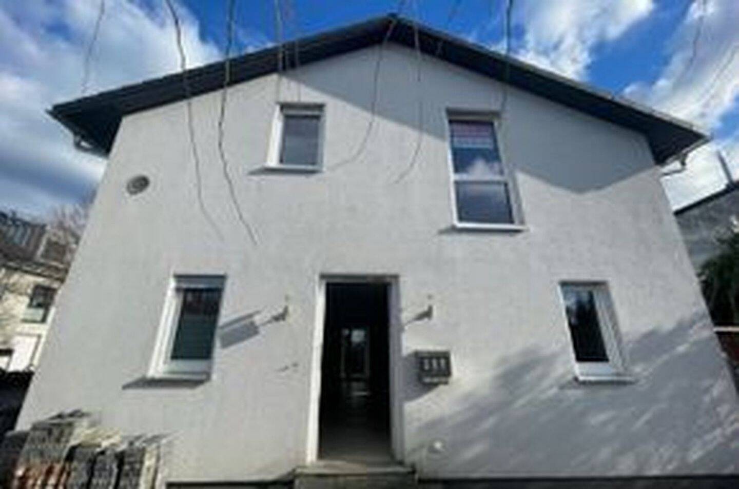 Wesseling, Wärmepumpe, attraktives KfW 70 Haus, leerstehend, von Privat – Wesseling – Vorschaubild 3