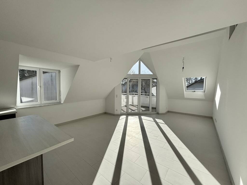 Exklusive 3-Zimmer-Wohnung mit Galerie in ruhiger Lage - Am Hachinger Bach – München – Vorschaubild 9