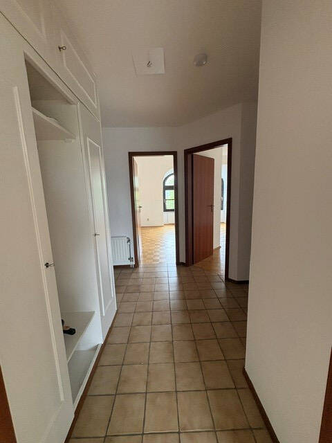 geräumige 3-Zimmer Dachgeschosswohnung in Rheinnähe – Bonn – Vorschaubild 8