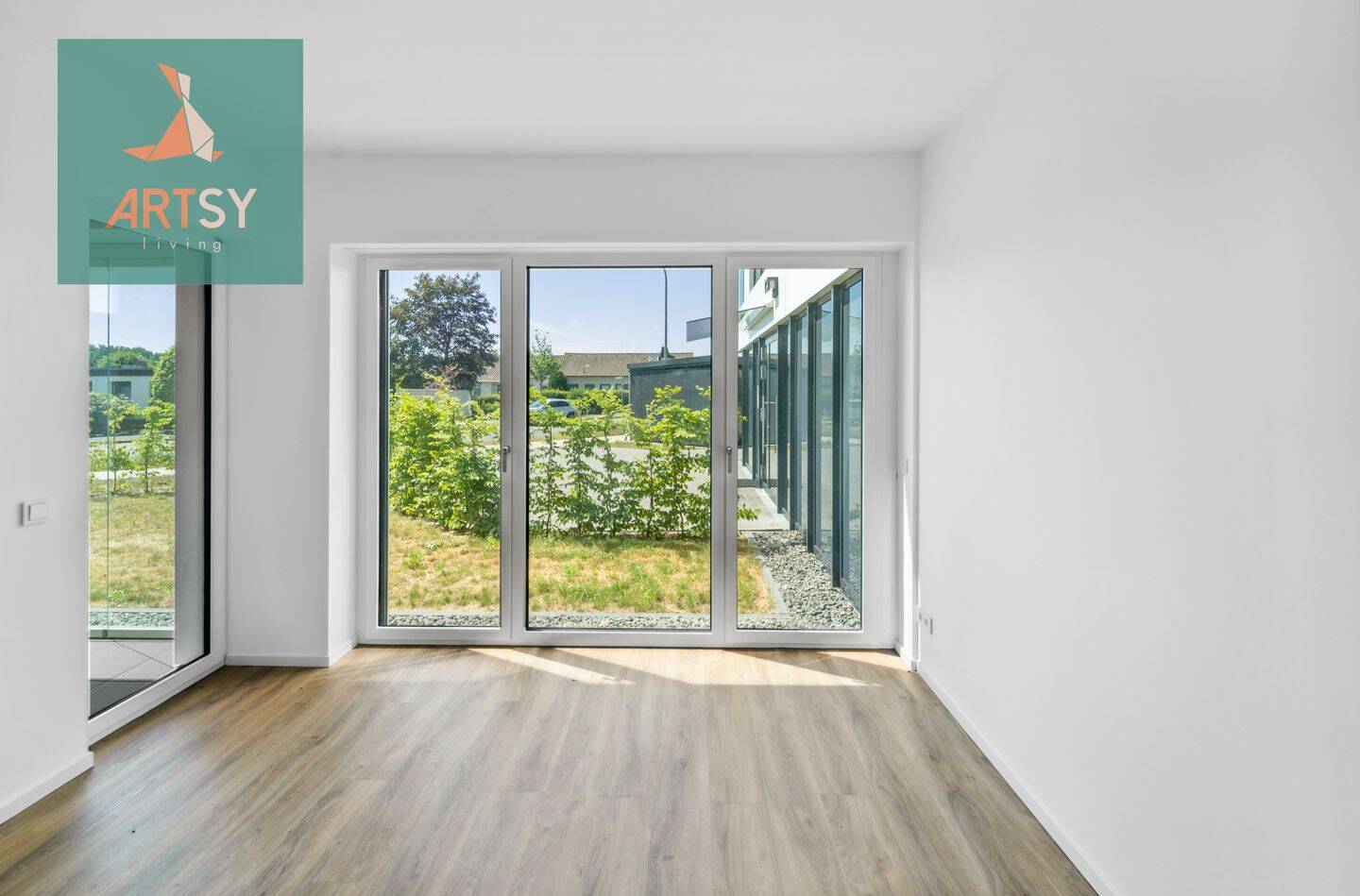 Direkt Verfügbar: Exklusive 3-Zimmer-Wohnung mit Loggia und Garten – Wolfsburg – Vorschaubild 2