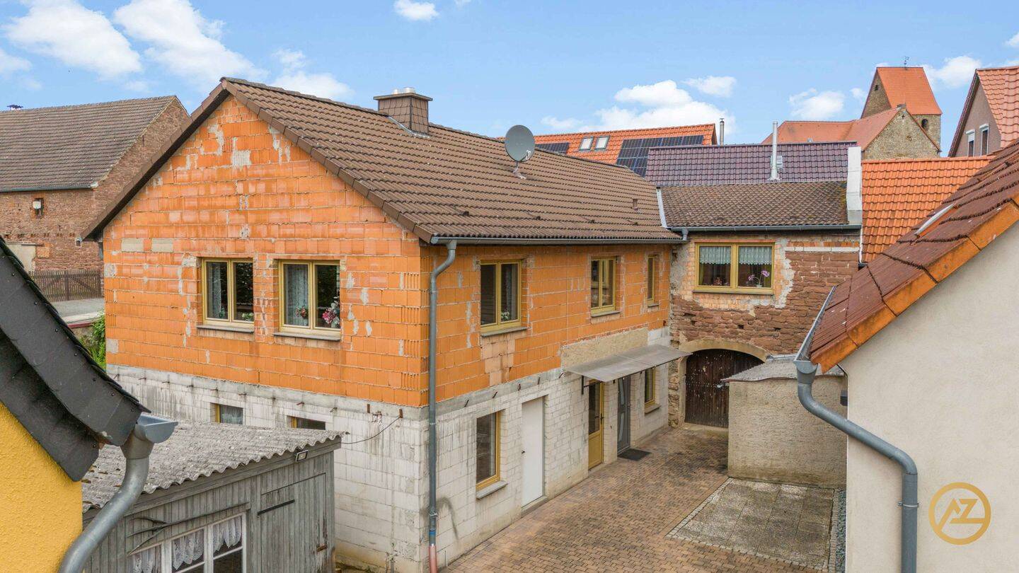"Einziehen, anpacken, wohlfühlen: Wohnhaus mit Hof, Garage und Potenzial in Ivenrode" – Altenhausen – Vorschaubild 2