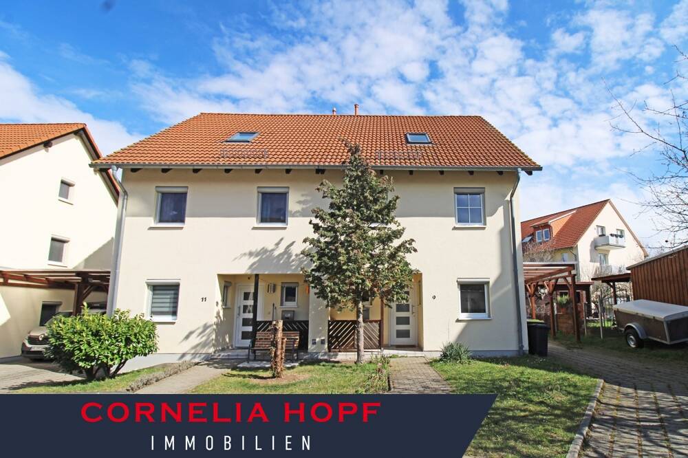#Doppelhaus #6 Zimmer #2 Stellplätze #Parkett #2 Bäder – Wohlsborn – Bild 1 von 9