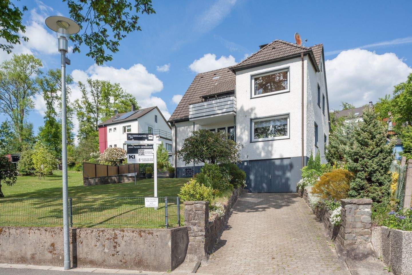 Wandlungsfähiges Zweifamilienhaus mit 1 Garage in Lüdenscheid - Heerwiese – Lüdenscheid – Vorschaubild 2